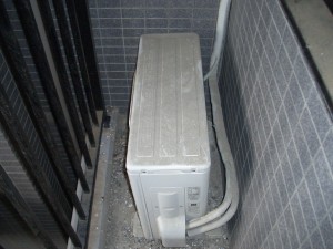 ハト害対策マンションベランダ